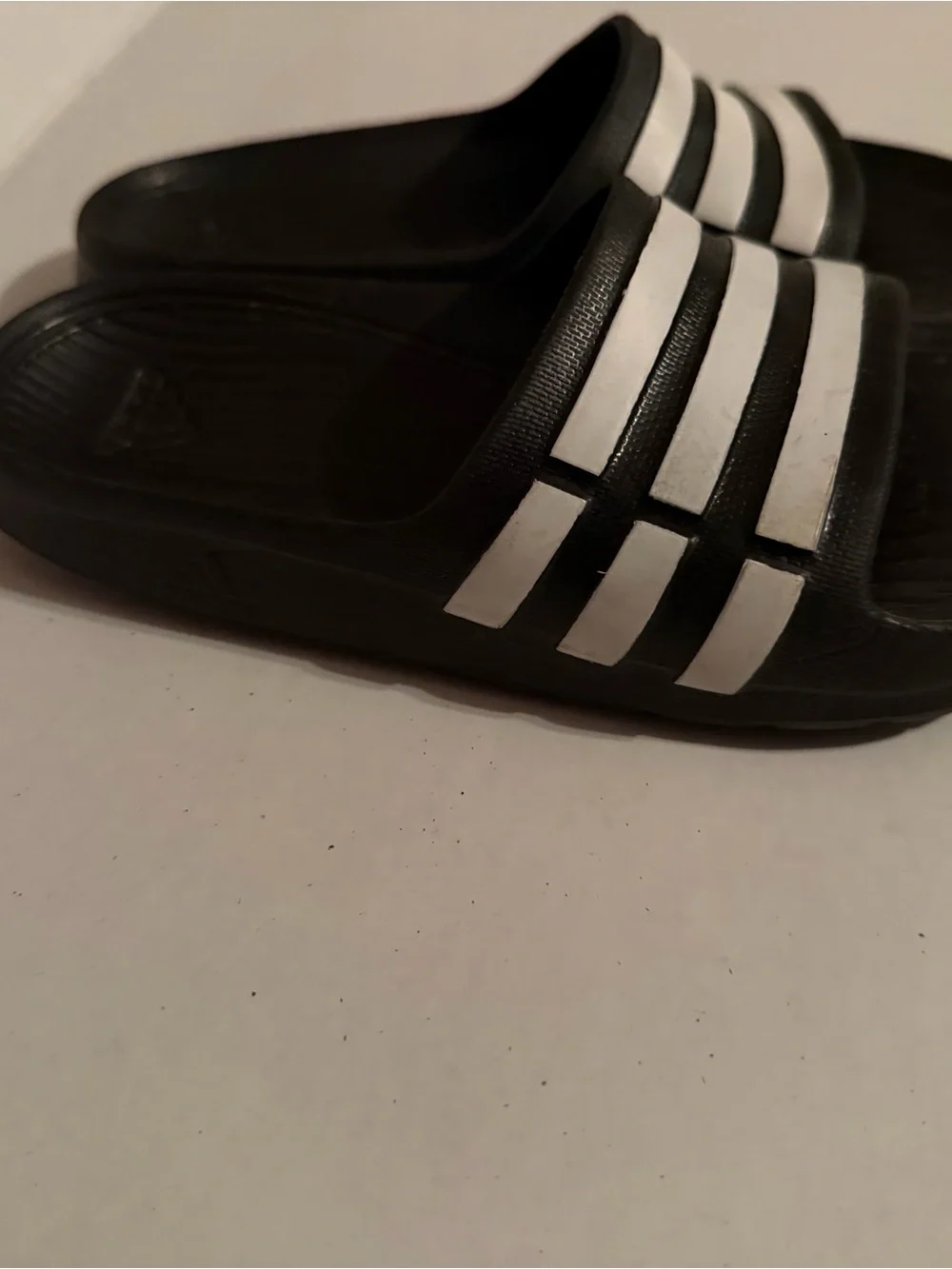 #198 Adidas Kids Black and White Slide Sandals size 1